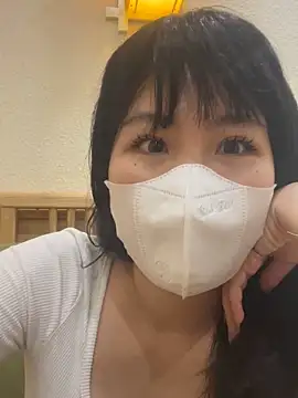 Onee-Chew online show from 12.02.25