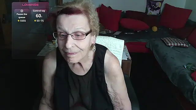 HeisseomaOriginal online show from 11.02.25