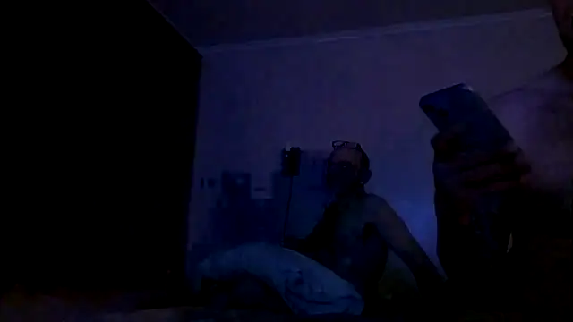 Snapshot of SoYouOwnMe1 chatting on 12.05.25 SoYouOwnMe1 online show from 12.05.25