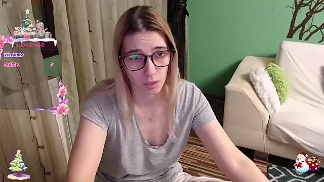 lovingfeetheels online show from 12.16.24