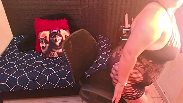 Diana Lozano online show from 01.28.25