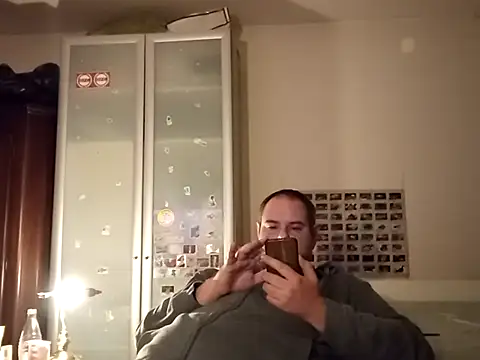 Snapshot of tididi1986 chatting on 11.21.25 tididi1986 online show from 11.21.25