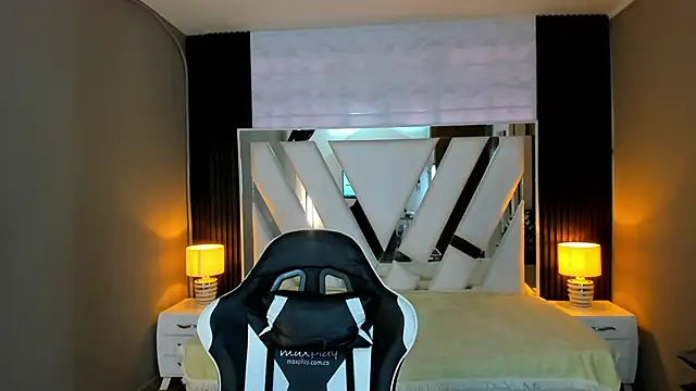 Linda4Petite online show from 01.12.26