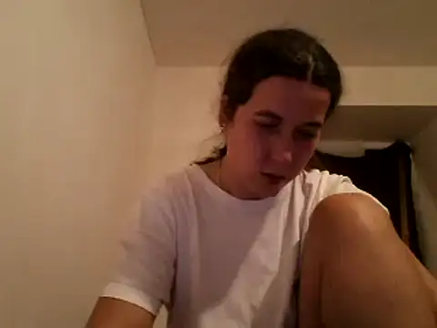 Snapshot of Tamilashaa chatting on 12.20.24 Tamilashaa online show from 12.20.24