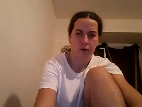 Snapshot of Tamilashaa chatting on 12.22.24 Tamilashaa online show from 12.22.24