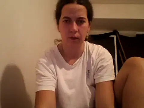 Snapshot of Tamilashaa chatting on 12.23.24 Tamilashaa online show from 12.23.24