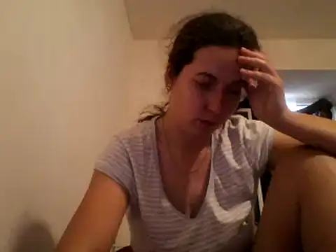 Snapshot of Tamilashaa chatting on 01.06.25 Tamilashaa online show from 01.06.25