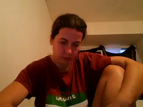 Snapshot of Tamilashaa chatting on 01.20.25 Tamilashaa online show from 01.20.25