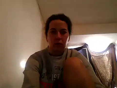 Snapshot of Tamilashaa chatting on 02.16.25 Tamilashaa online show from 02.16.25