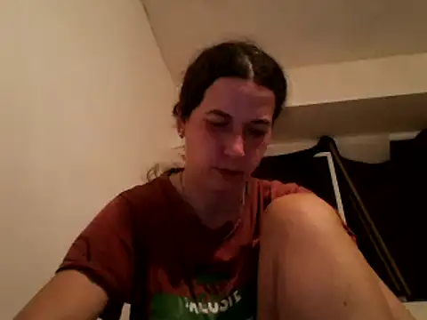 Snapshot of Tamilashaa chatting on 03.12.25 Tamilashaa online show from 03.12.25