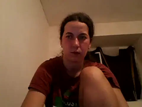 Snapshot of Tamilashaa chatting on 03.17.25 Tamilashaa online show from 03.17.25