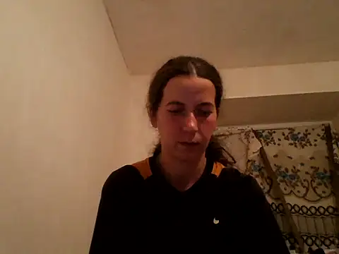 Snapshot of Tamilashaa chatting on 10.13.25 Tamilashaa online show from 10.13.25