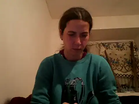 Snapshot of Tamilashaa chatting on 12.15.25 Tamilashaa online show from 12.15.25