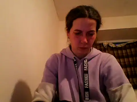 Snapshot of Tamilashaa chatting on 02.28.26 Tamilashaa online show from 02.28.26