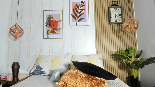 CameronCollins  online show from 02.03.25