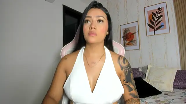 CameronCollins  online show from 03.07.25