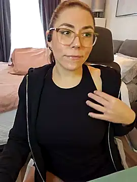 Ellie-L-Elizabeth online show from 12.03.24