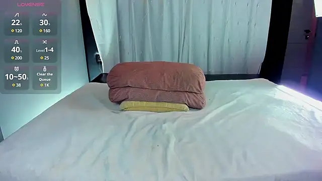 EmilieRankk online show from 01.15.25