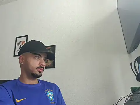 Snapshot of kayn_br chatting on 01.10.25 kayn br online show from 01.10.25