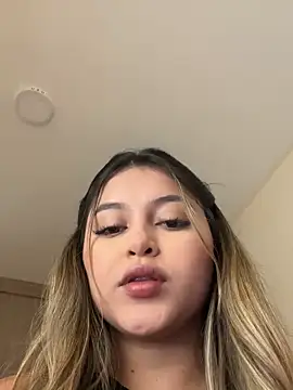 lunablossom  online show from 11.30.25