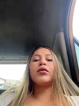 lunablossom  online show from 05.17.26