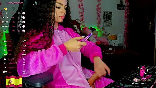 Snapshot of gabrielatafur_ chatting on 03.22.25 gabrielatafur  online show from 03.22.25