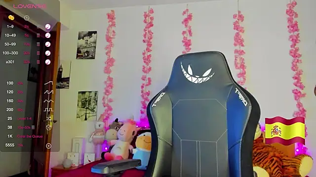 gabrielatafur  online show from 12.20.25