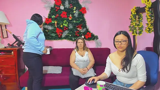 Snapshot of lesbiancuple chatting on 02.02.26 lesbiancuple online show from 02.02.26