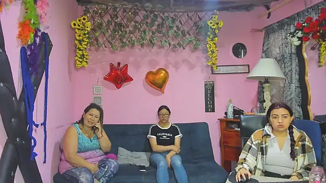 lesbiancuple online show from 03.30.26