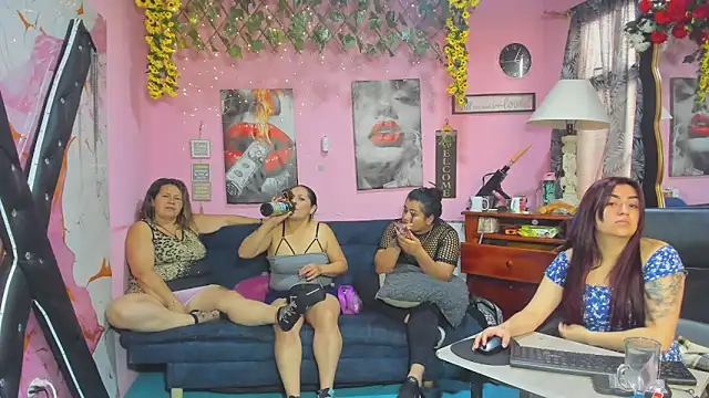 lesbiancuple online show from 04.23.26