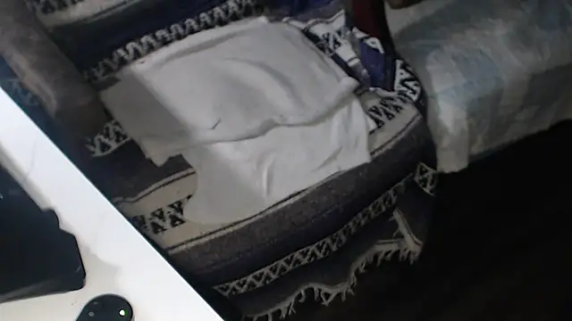 Snapshot of QueenDenizeAndTheCaptain chatting on 10.22.25 QueenDenizeAndTheCaptain online show from 10.22.25