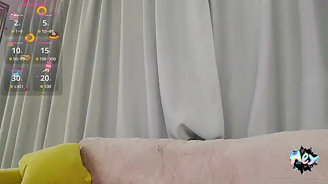Snapshot of crystalmoon___ chatting on 02.19.25 crystalmoon    online show from 02.19.25