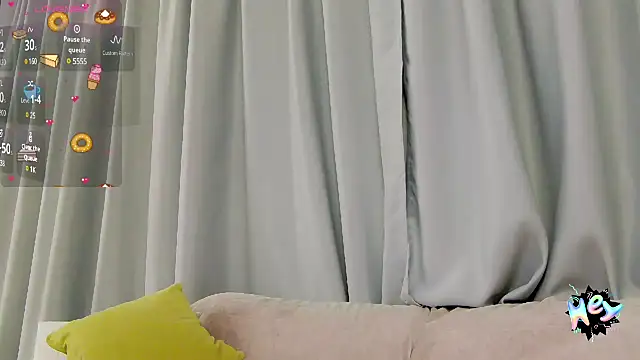 Snapshot of crystalmoon___ chatting on 03.06.25 crystalmoon    online show from 03.06.25