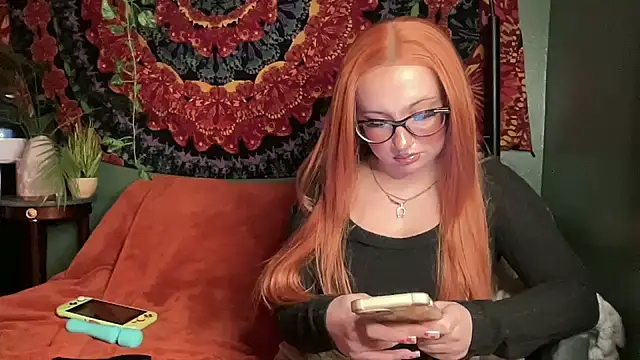 Snapshot of sweetandwet_daddy chatting on 02.04.26 sweetandwet daddy online show from 02.04.26