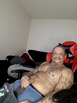 Snapshot of yellowwetfox chatting on 02.17.26 yellowwetfox online show from 02.17.26