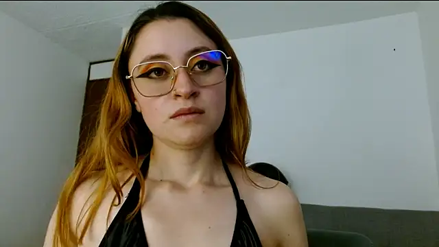 Juls winter  online show from 04.17.26