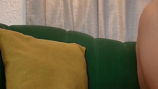 Snapshot of Joeysexx2 chatting on 02.24.25 Joeysexx2 online show from 02.24.25