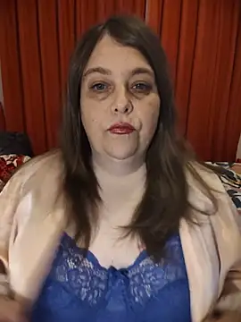 HouseWifeWhore Milf online show from 06.17.26