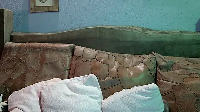 Lilmuh  online show from 01.17.25