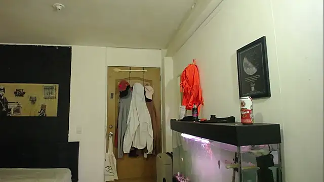 Snapshot of romeolovedark chatting on 01.16.25 romeolovedark online show from 01.16.25