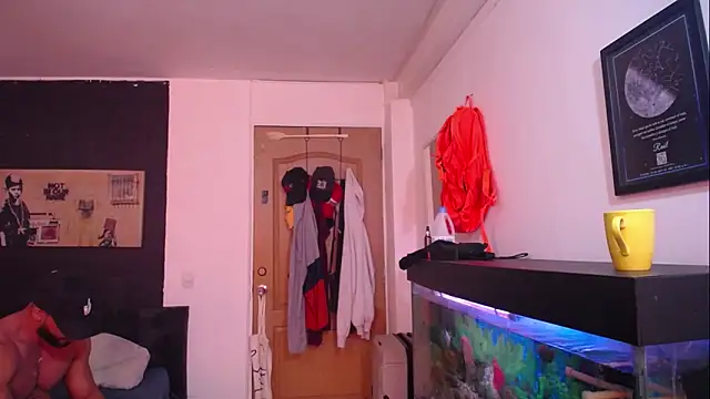 Snapshot of romeolovedark chatting on 02.05.25 romeolovedark online show from 02.05.25