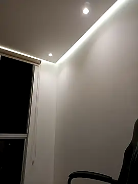 Snapshot of romeolovedark chatting on 03.12.25 romeolovedark online show from 03.12.25