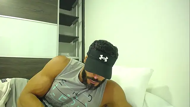 Snapshot of romeolovedark chatting on 03.12.25 romeolovedark online show from 03.12.25