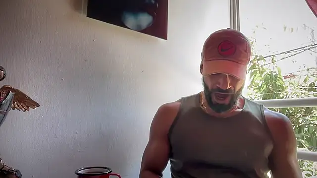 Snapshot of romeolovedark chatting on 09.15.25 romeolovedark online show from 09.15.25