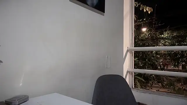 Snapshot of romeolovedark chatting on 11.26.25 romeolovedark online show from 11.26.25