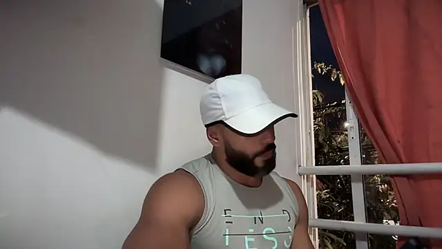 Snapshot of romeolovedark chatting on 12.03.25 romeolovedark online show from 12.03.25