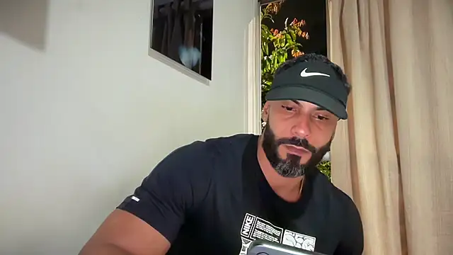romeolovedark online show from 05.26.26