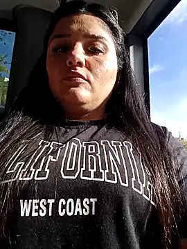 Snapshot of laura_dirtyhot chatting on 03.18.26 laura dirtyhot online show from 03.18.26