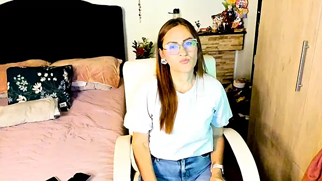 Xiimen online show from 03.12.25