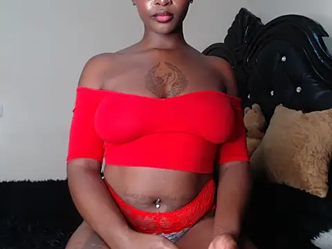 Snapshot of queenvenus2 chatting on 02.07.25 queenvenus2 online show from 02.07.25